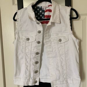 Shayanne Jean Vest